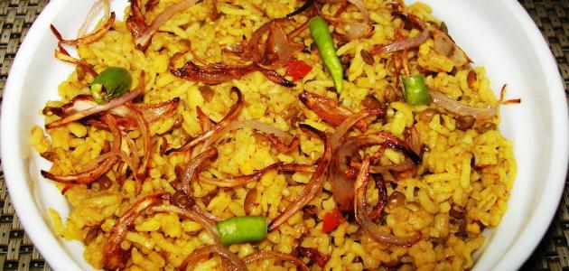 طريقة عمل الكشري الأصفر