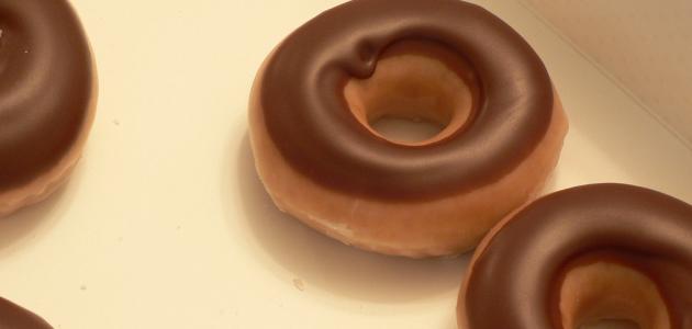 طريقة عمل دونات سهلة طريقة عمل دونات سهلة