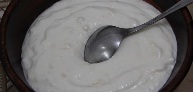 طريقة عمل صلصة الثومية طريقة عمل صلصة الثومية