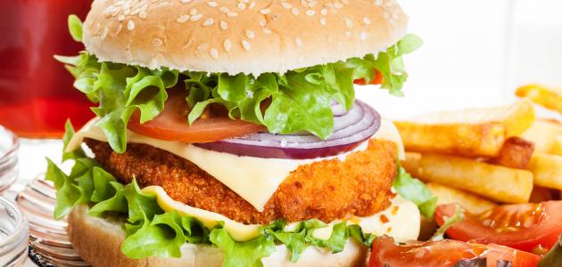 طريقة عمل همبرجر الدجاج طريقة عمل همبرجر الدجاج