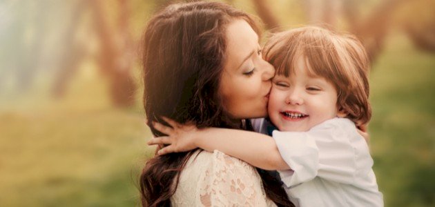 عبارات جميلة عن الأم عبارات جميلة عن الأم