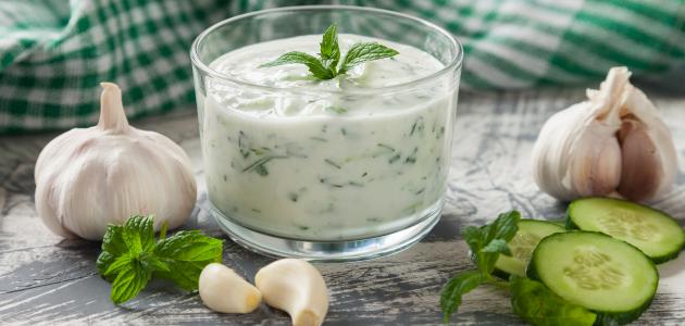 فوائد اللبن مع الثوم فوائد اللبن مع الثوم