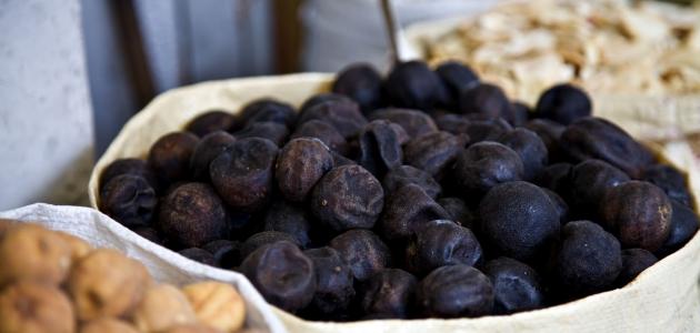 فوائد الليمون الأسود للبطن