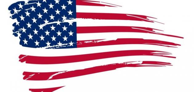 كم يبلغ عدد سكان أمريكا