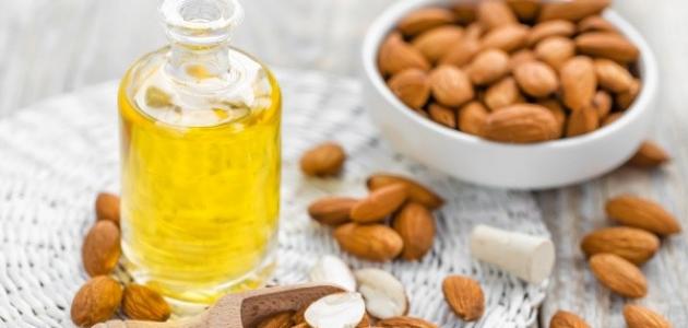 كيف أستعمل زيت اللوز الحلو للبشرة كيف أستعمل زيت اللوز الحلو للبشرة