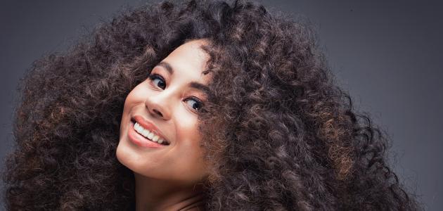 كيف أعتني بشعري المجعد كيف أعتني بشعري المجعد