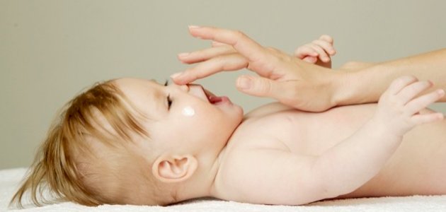 كيف أعرف أن طفلي طبيعي