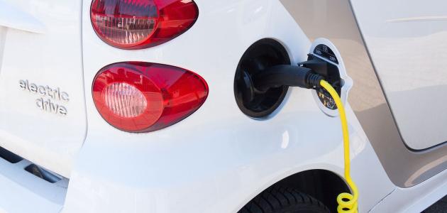 كيف تعمل السيارات الكهربائية كيف تعمل السيارات الكهربائية