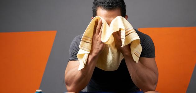 ما هو سبب التعرق الزائد ما هو سبب التعرق الزائد