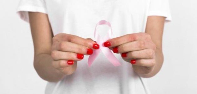 ما هي الأعراض المبكرة لسرطان الثدي