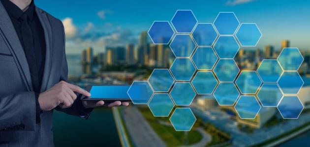 ما هي عناصر الاتصال