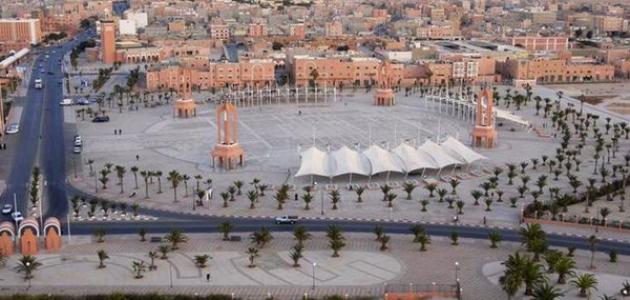 مدينة العيون