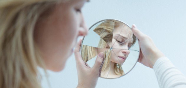 مشكلات يسببها عدم تقدير الذات مشكلات يسببها عدم تقدير الذات