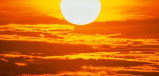 مصادر الضوء الطبيعية والاصطناعية مصادر الضوء الطبيعية والاصطناعية