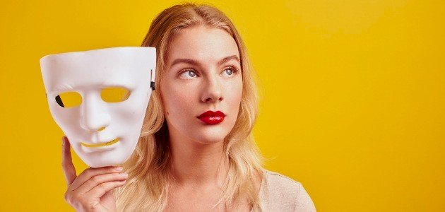 مظاهر النفاق الاجتماعي