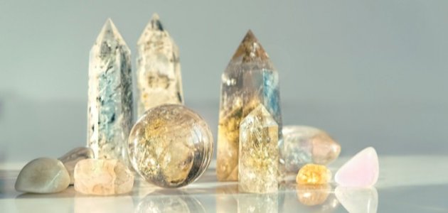 معلومات عن المادة الصلبة البلورية معلومات عن المادة الصلبة البلورية