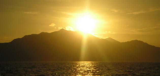 مقال عن غروب الشمس