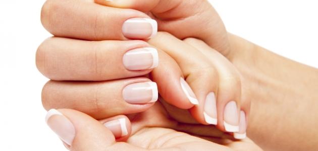 هل يمكن تطويل الأظافر في يومين
