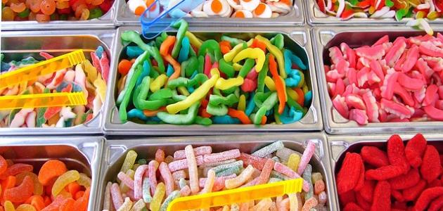 صورة جديد أضرار الحلويات على الأطفال