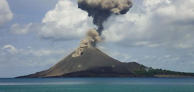 صورة جديد ماذا يحدث عندما يثور البركان