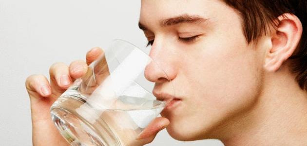 صورة جديد ما أضرار شرب الماء بعد الأكل