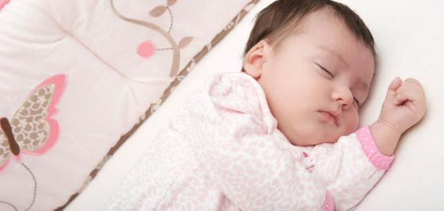 صورة جديد كيف أنظم نوم الطفل حديث الولادة
