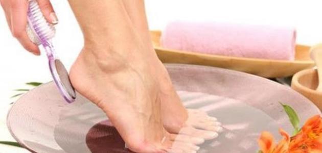 صورة جديد كيف أنظف قدمي من الجلد الميت
