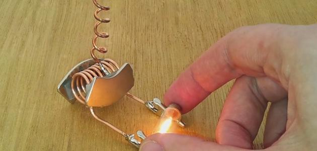 صورة جديد كيف يمكن توليد كهرباء باستخدام المغناطيس