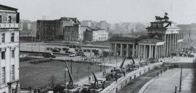 صورة جديد متى تم هدم جدار برلين