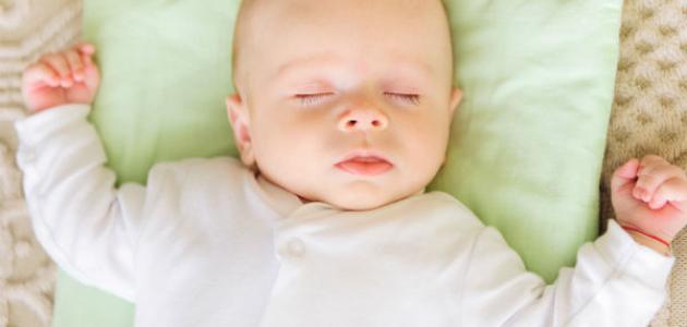 صورة جديد أفضل وضعية لنوم الرضيع