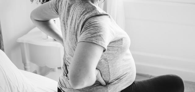 صورة طريقة تخفيف آلام الظهر للحامل
