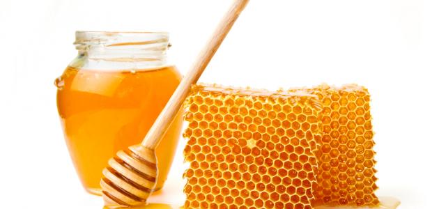 صورة فوائد العسل للهالات السوداء