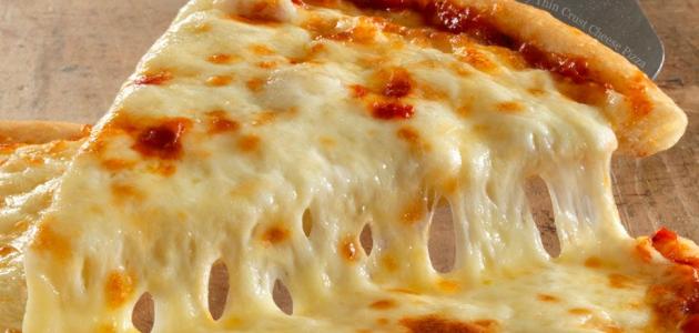607a3c7ea28ed طريقة عمل البيتزا بالجبن