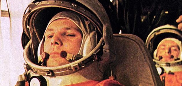 صورة أول رجل ذهب إلى الفضاء