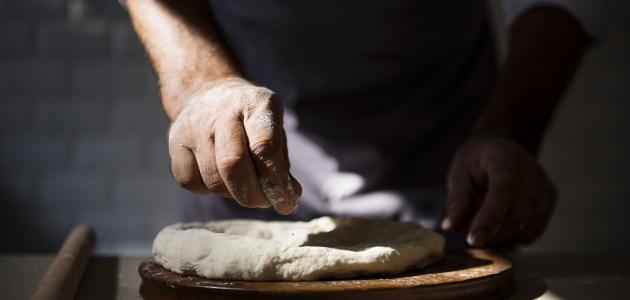 صورة كيفية تحضير الخبز في الفرن