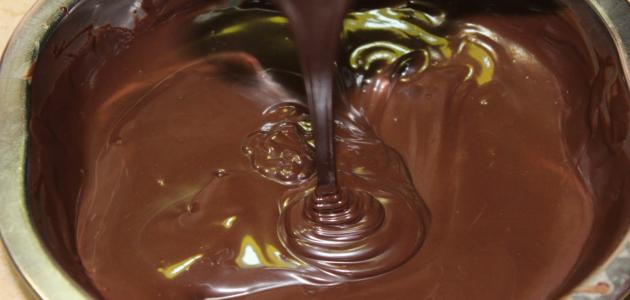 صورة طريقة تذويب الشوكولاتة الخام