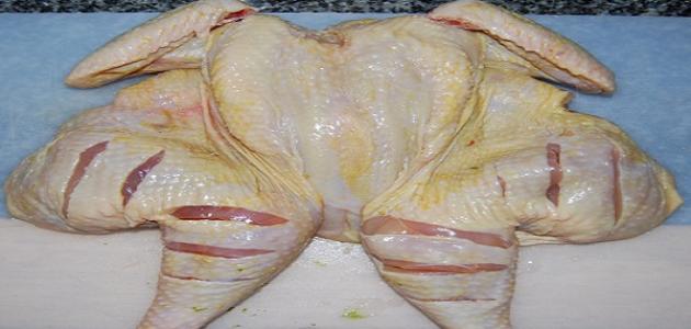 صورة طريقة نقع الدجاج للشوي