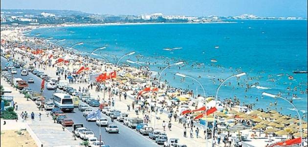 صورة وصف مدينة ساحلية تونسية