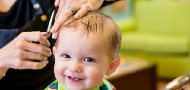 صورة فوائد قص الشعر للأطفال الرضع