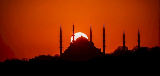 صورة وسطية الإسلام و عالميته