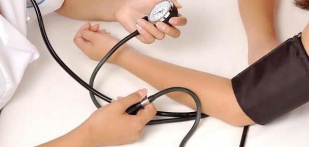 صورة كيف تطورت أدوات قياس ضغط الدم